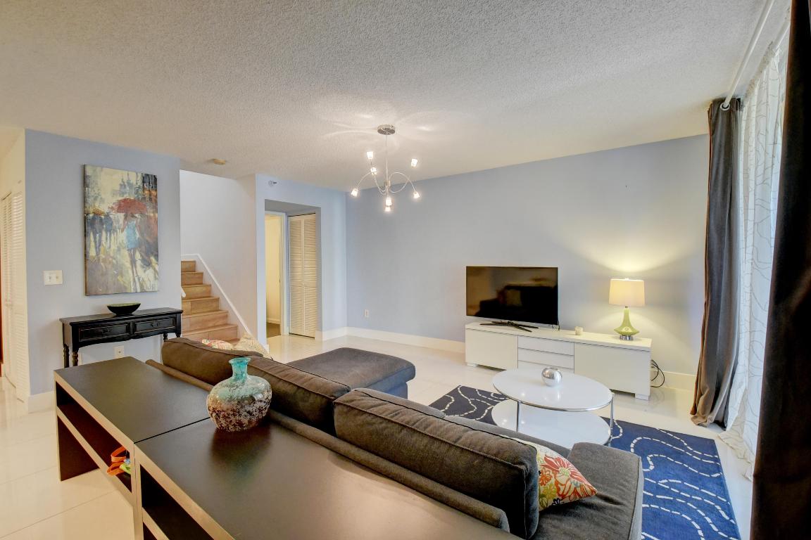 YACHT CLUB ON THE INTRACOASTAL CONDO - Residential