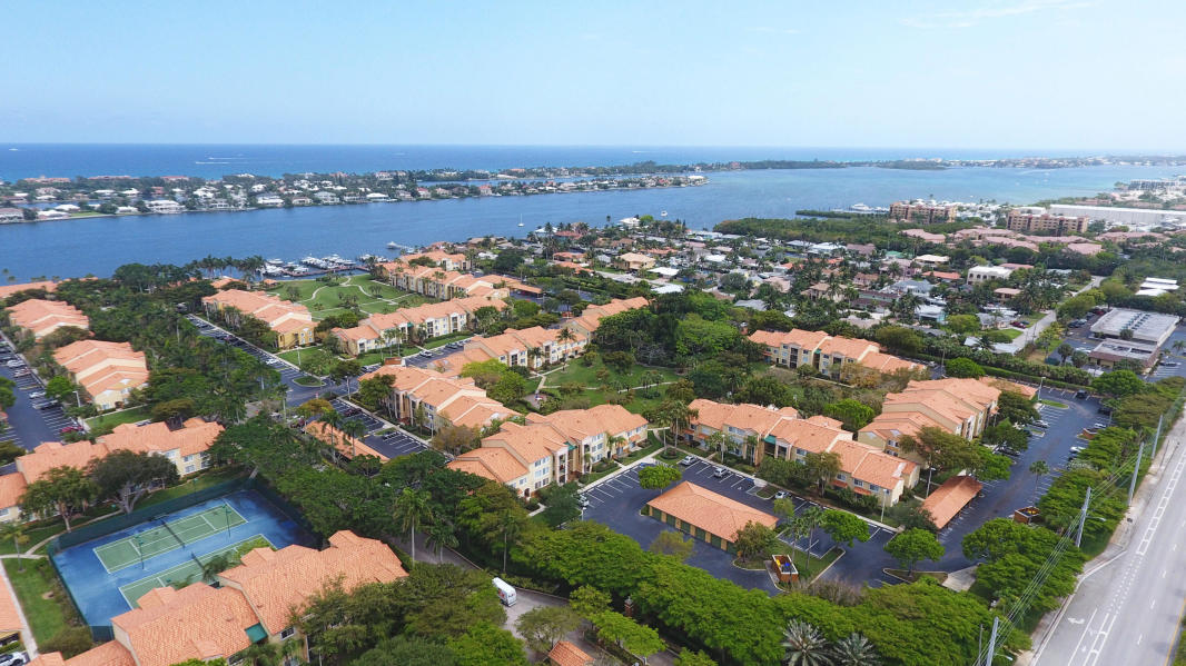 YACHT CLUB ON THE INTRACOASTAL CONDO - Residential