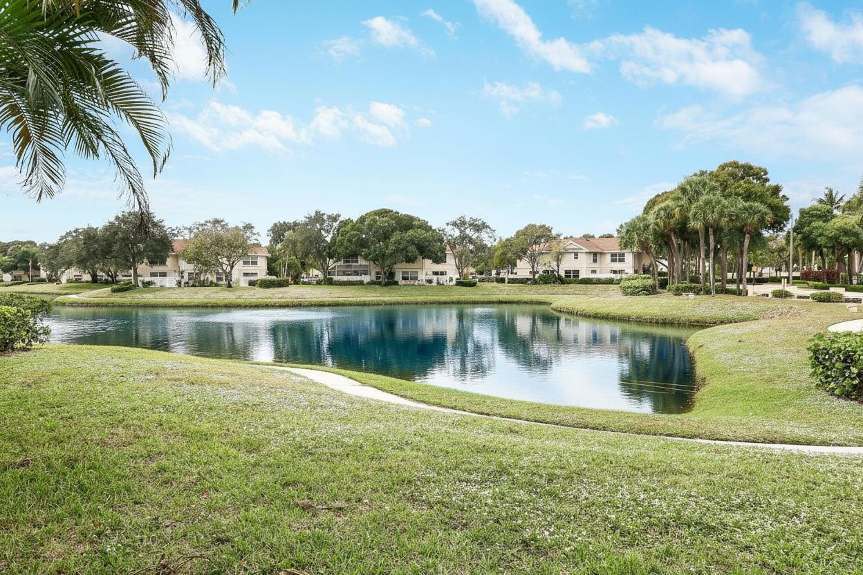 WELLESLEY AT LAKE CLARKE - Residential