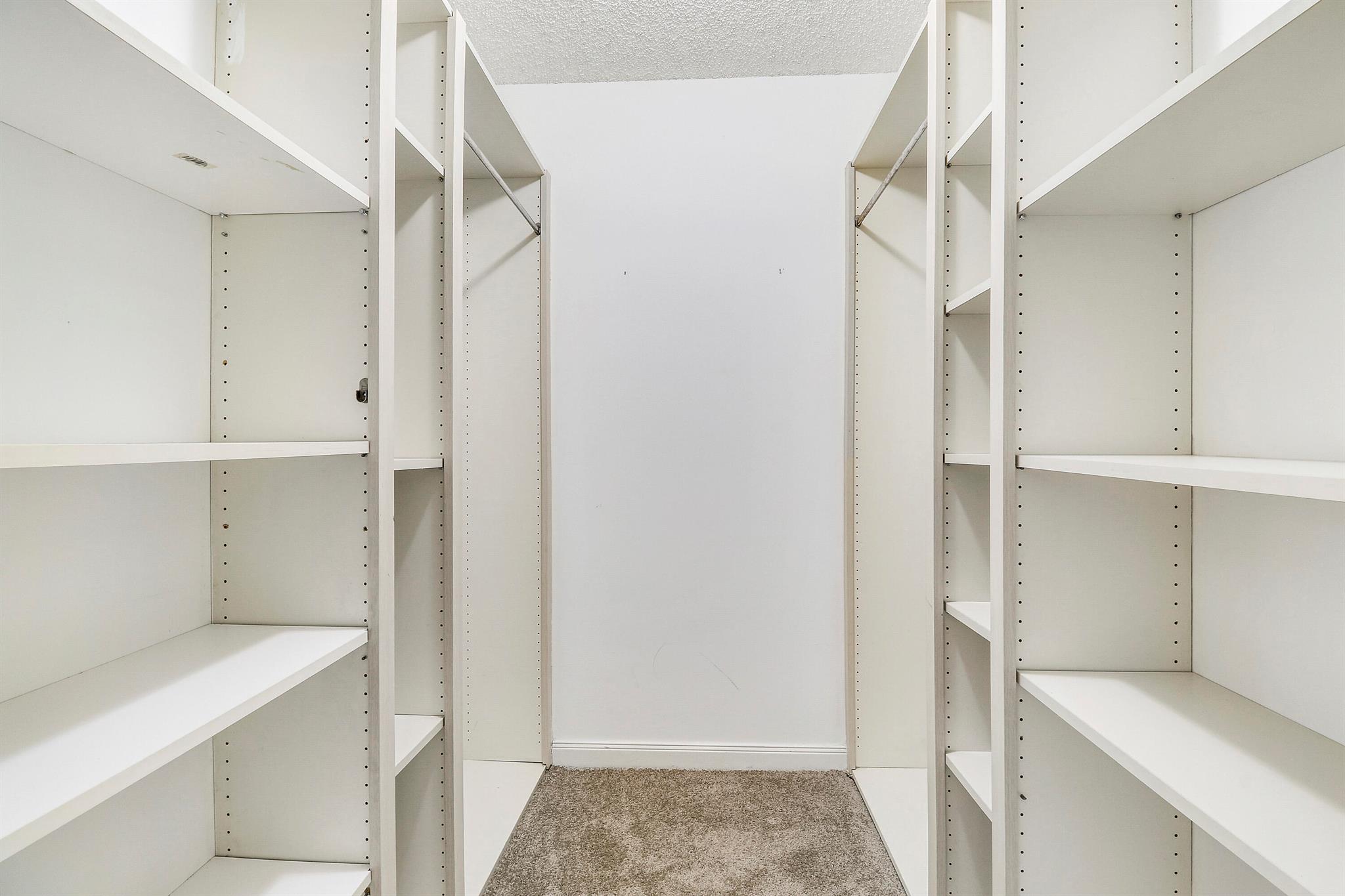 WELLESLEY AT LAKE CLARKE - Residential