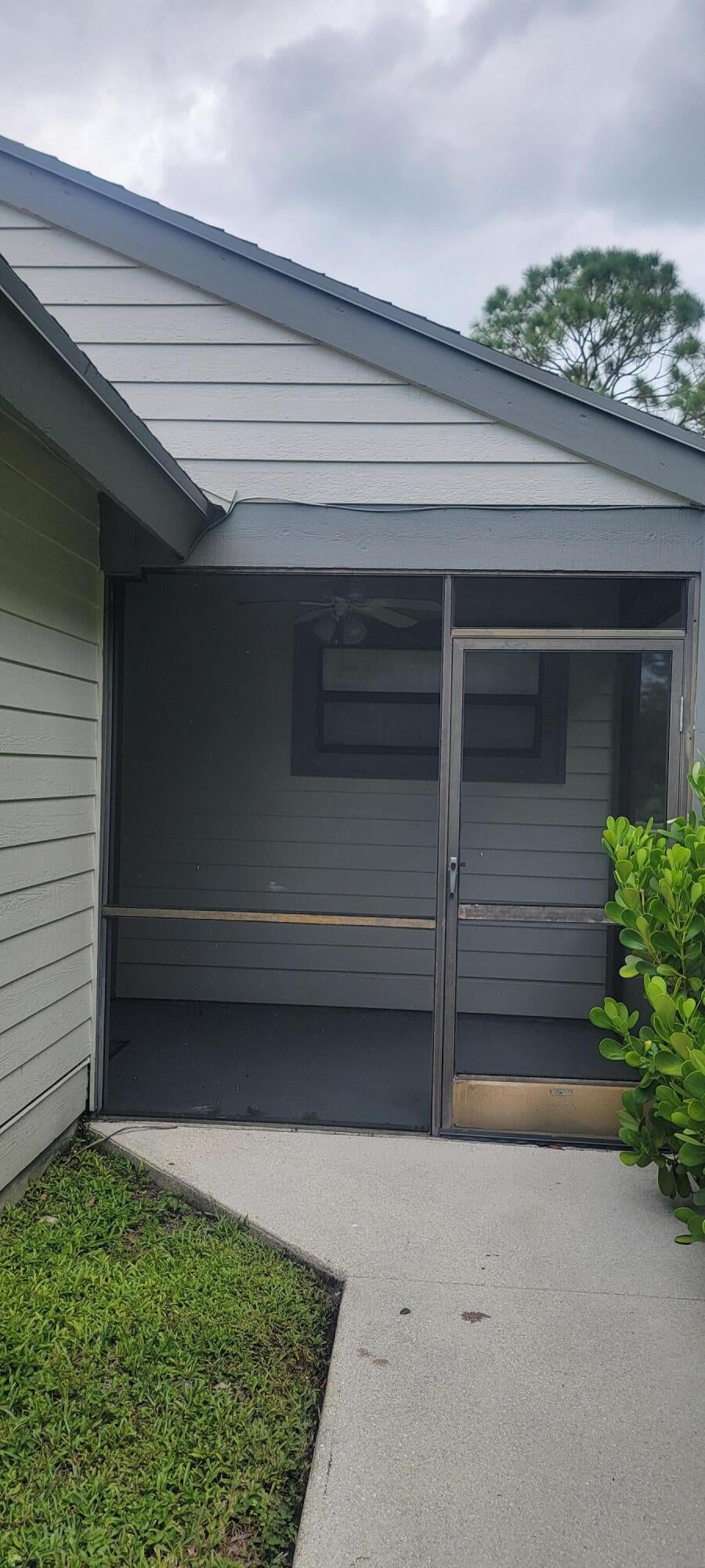 Properties 2529 BEDFORD MEWS Drive