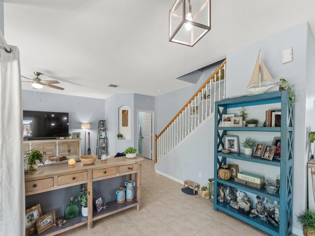 Citrus Springs Village D Valencia - Residential