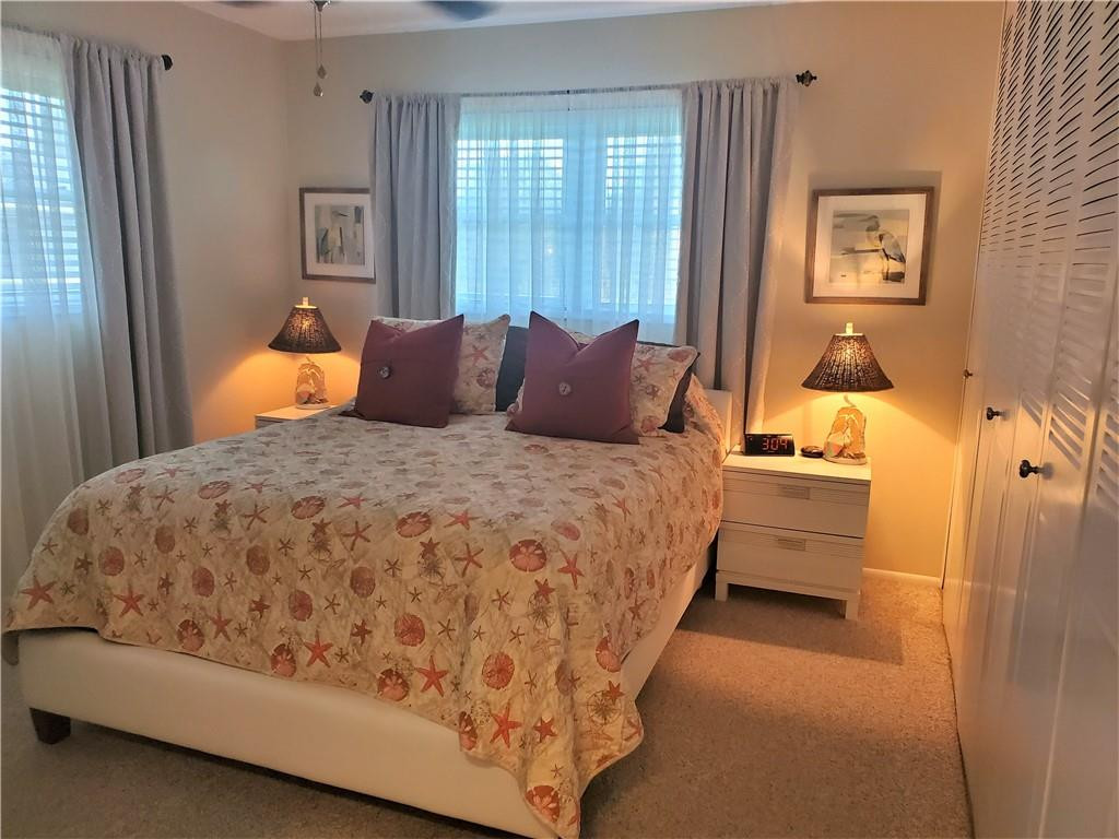 CRESTHAVEN VILLAS 9 CONDO - Residential