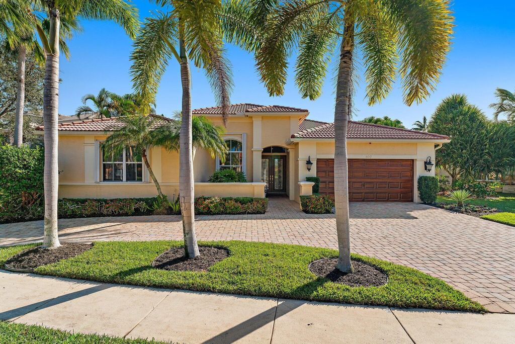 Photo of 107 Sedona Way, Palm Beach Gardens, FL 33418 (MLS # R10945783)