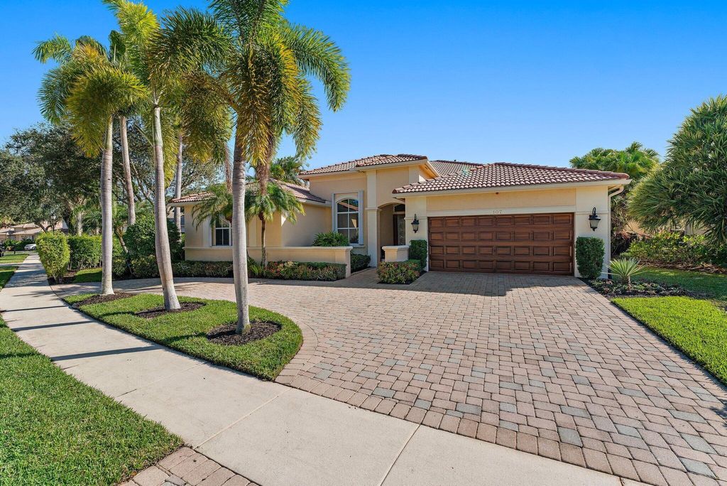 Photo of 107 Sedona Way, Palm Beach Gardens, FL 33418 (MLS # R10945783)