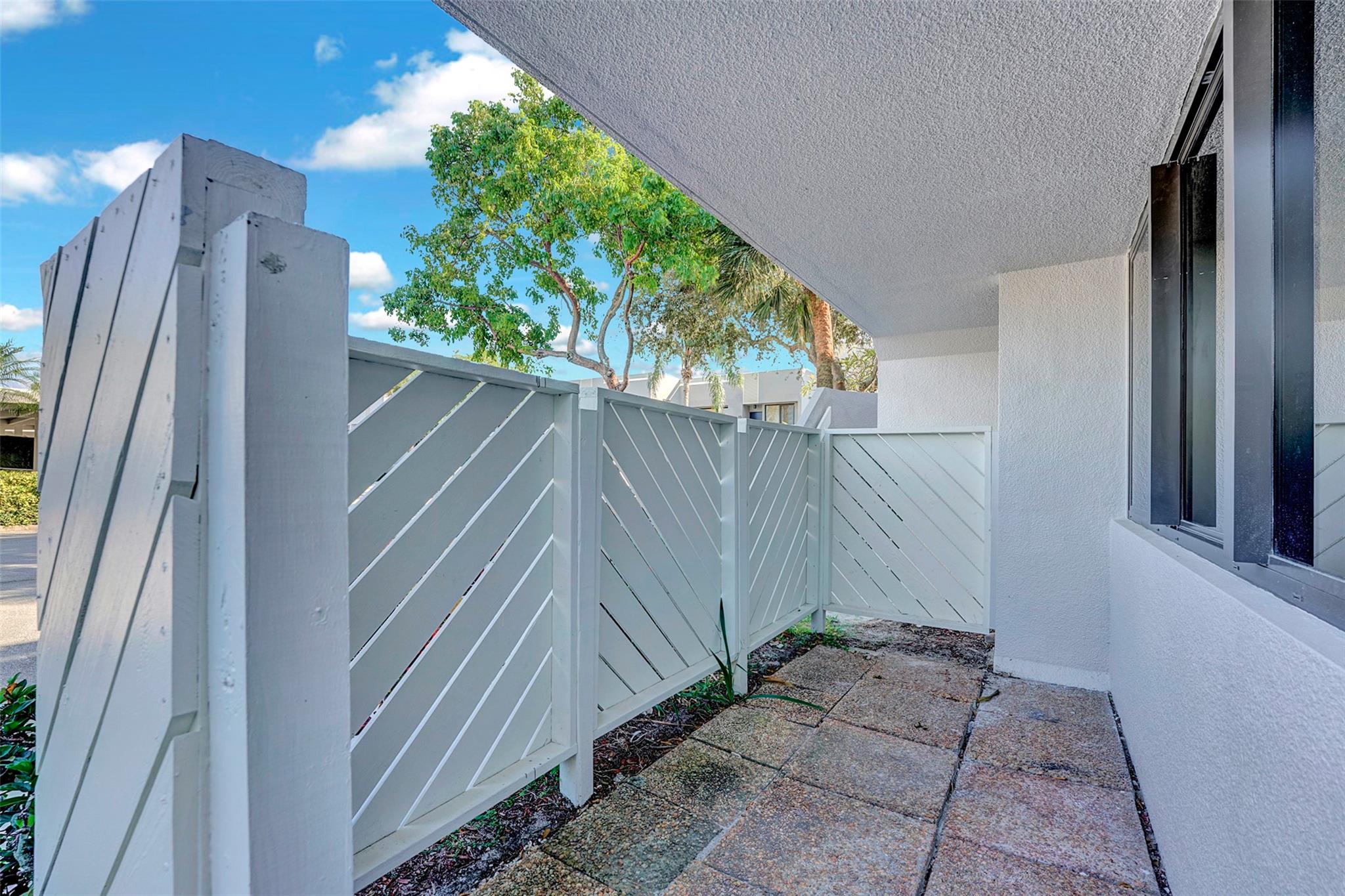 Nobel Point - Residential