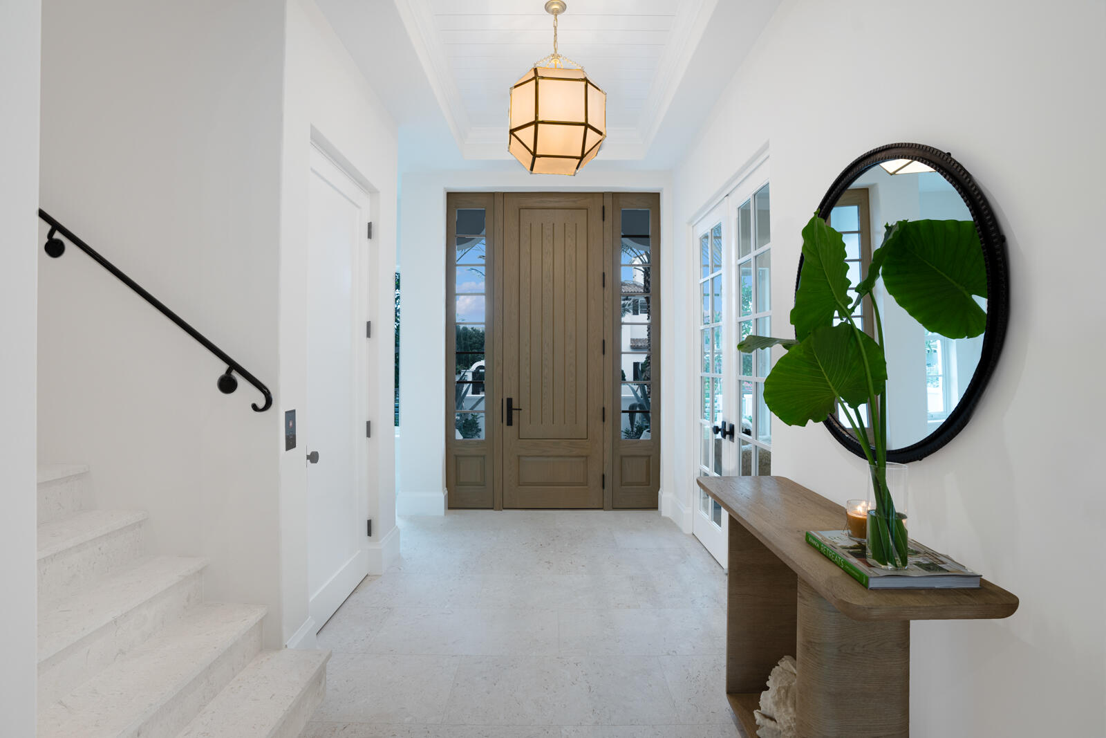 1114 N Vista Del Mar Drive
