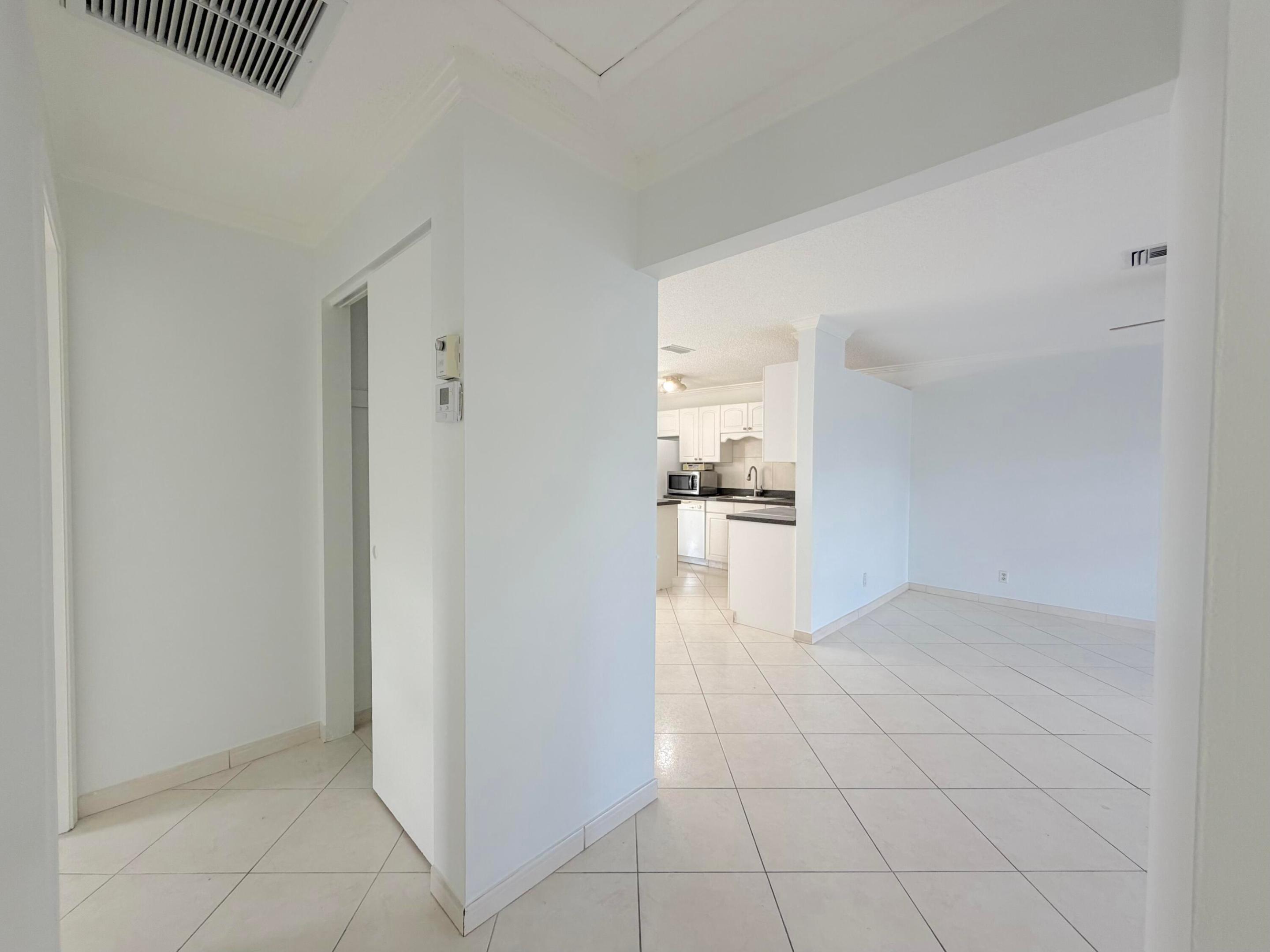 IMPERIAL VILLAS CONDO - Residential