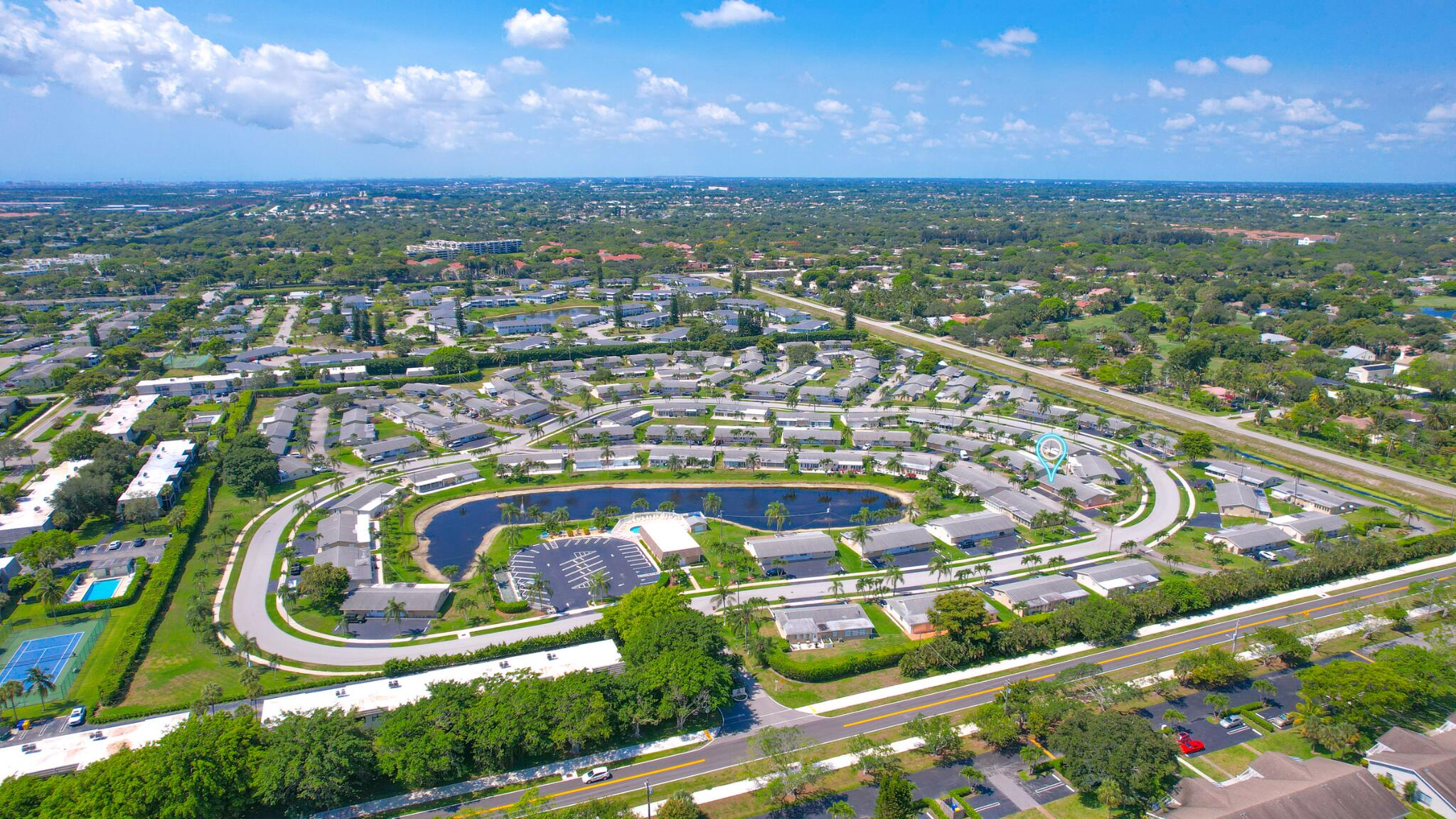 IMPERIAL VILLAS CONDO - Residential