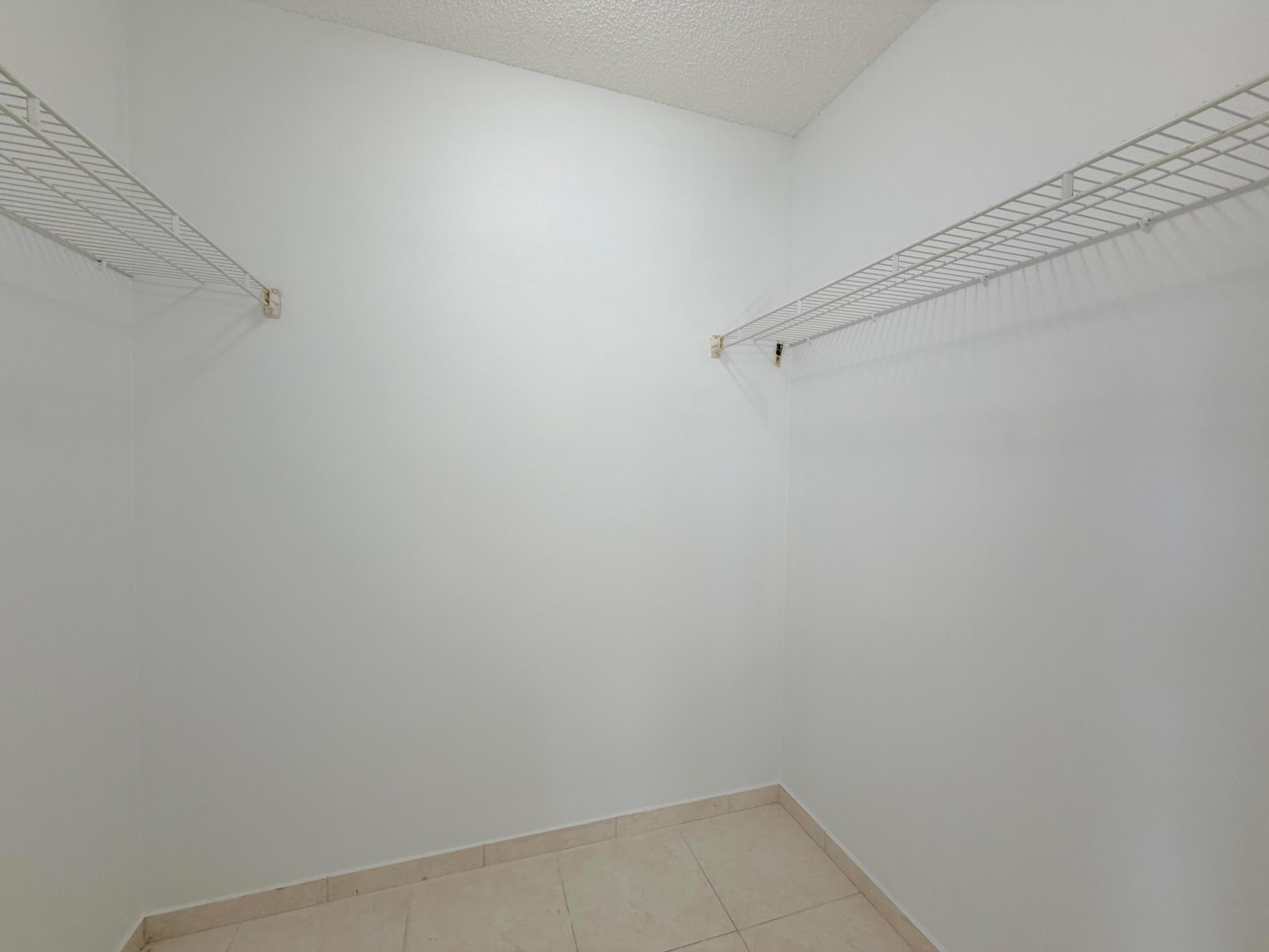 IMPERIAL VILLAS CONDO - Residential