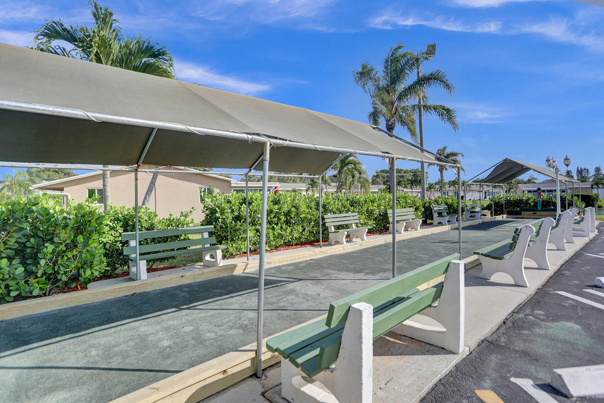 IMPERIAL VILLAS CONDO - Residential