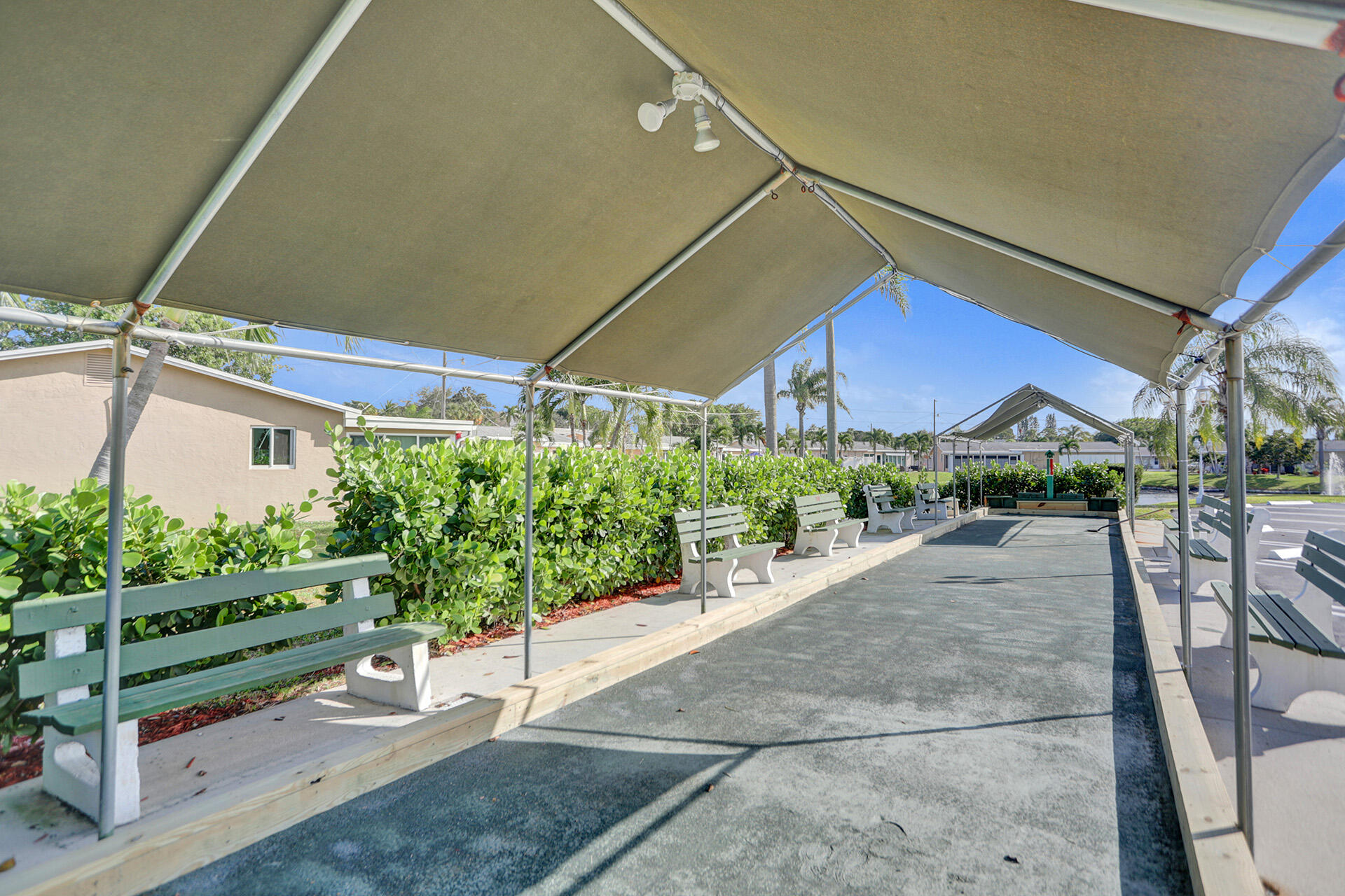 IMPERIAL VILLAS CONDO - Residential