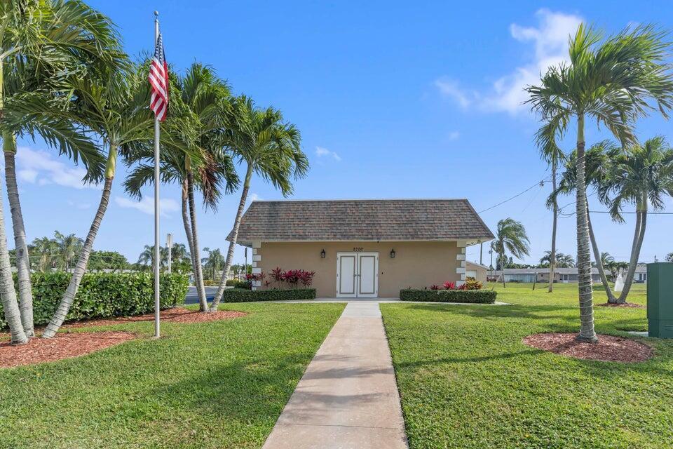 IMPERIAL VILLAS CONDO - Residential