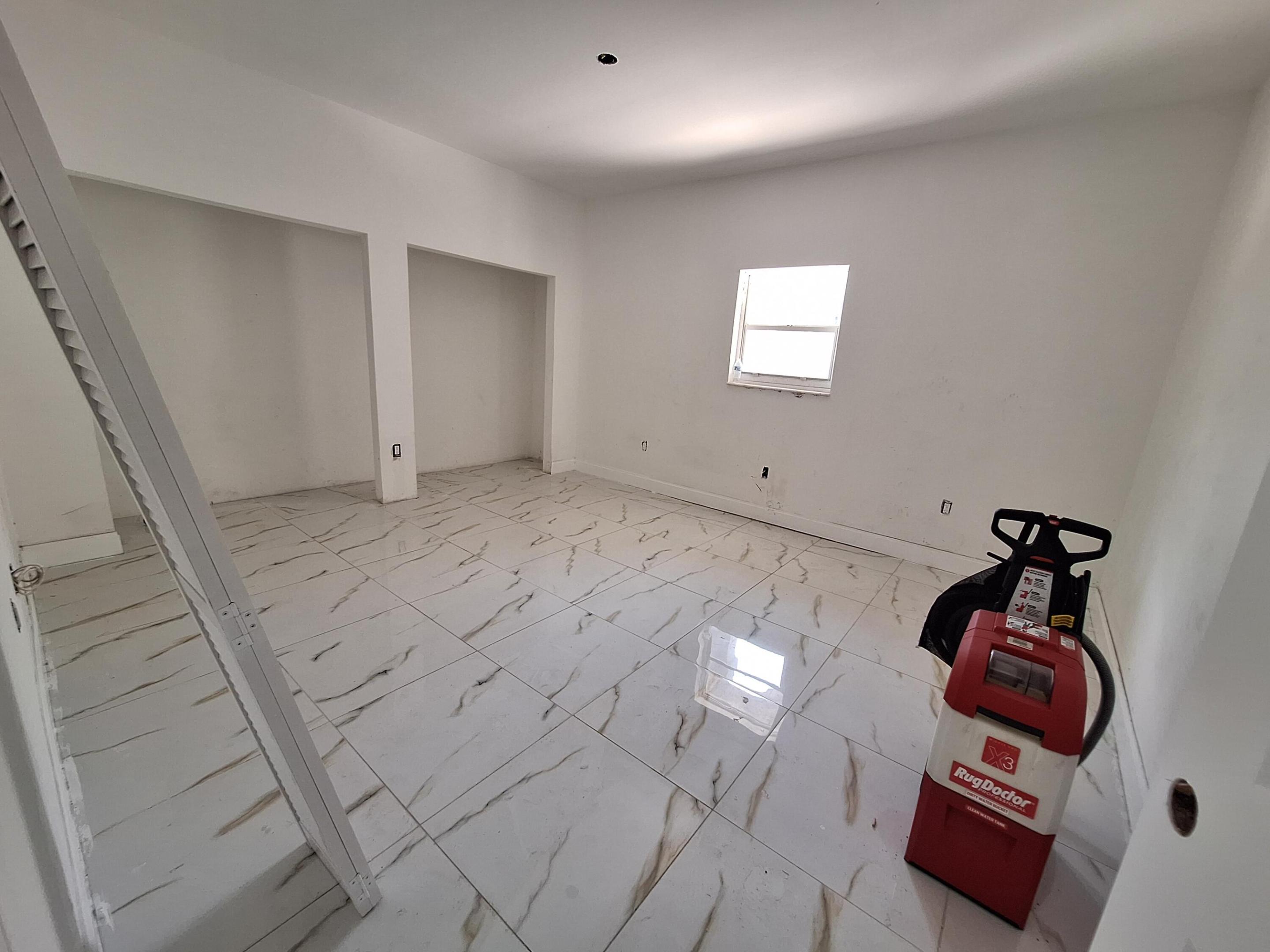 1942 Buchanan Street