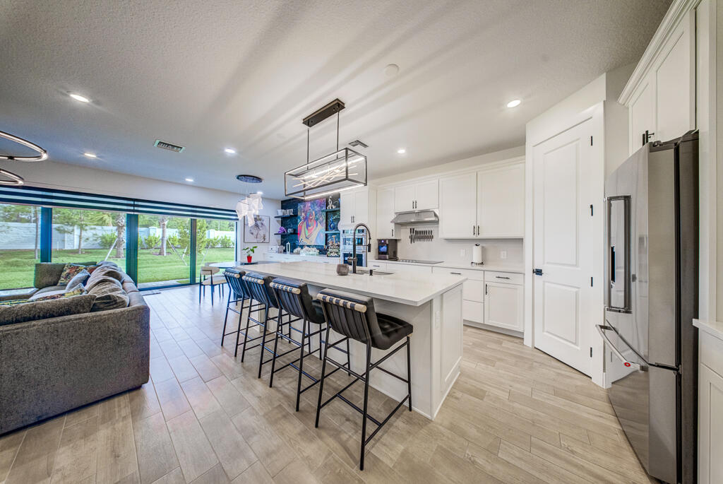 HENDRIX RESERVE - Residential