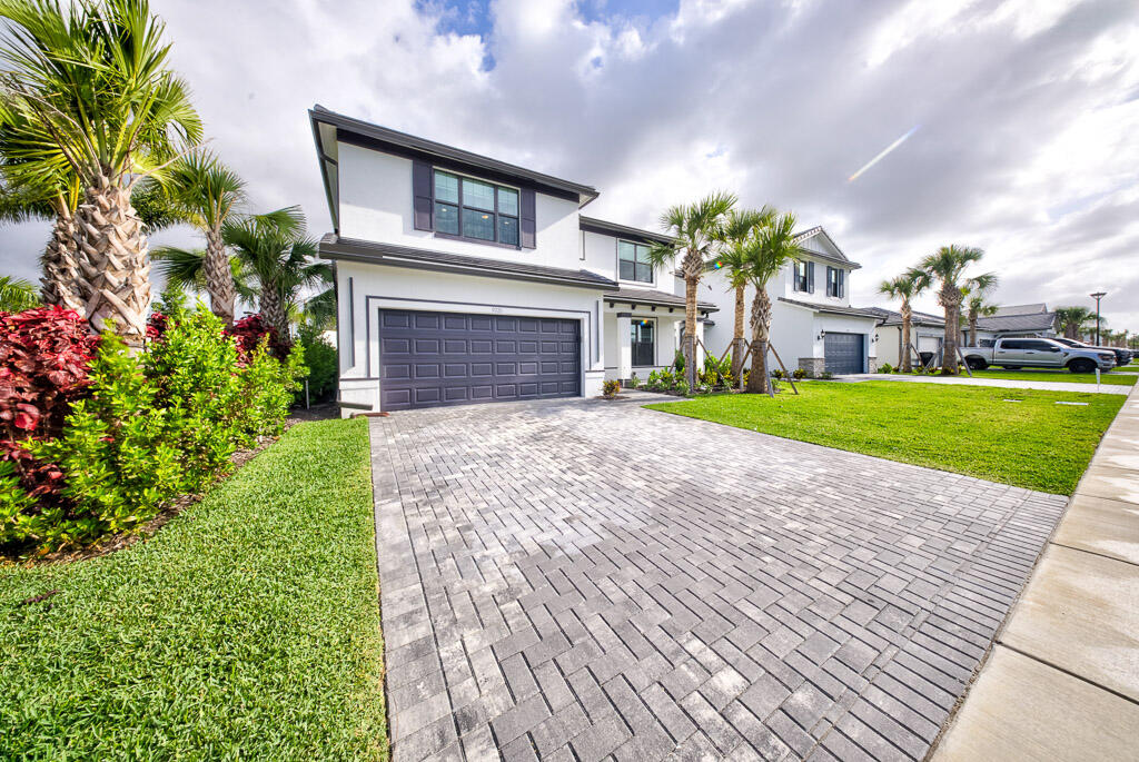 HENDRIX RESERVE - Residential