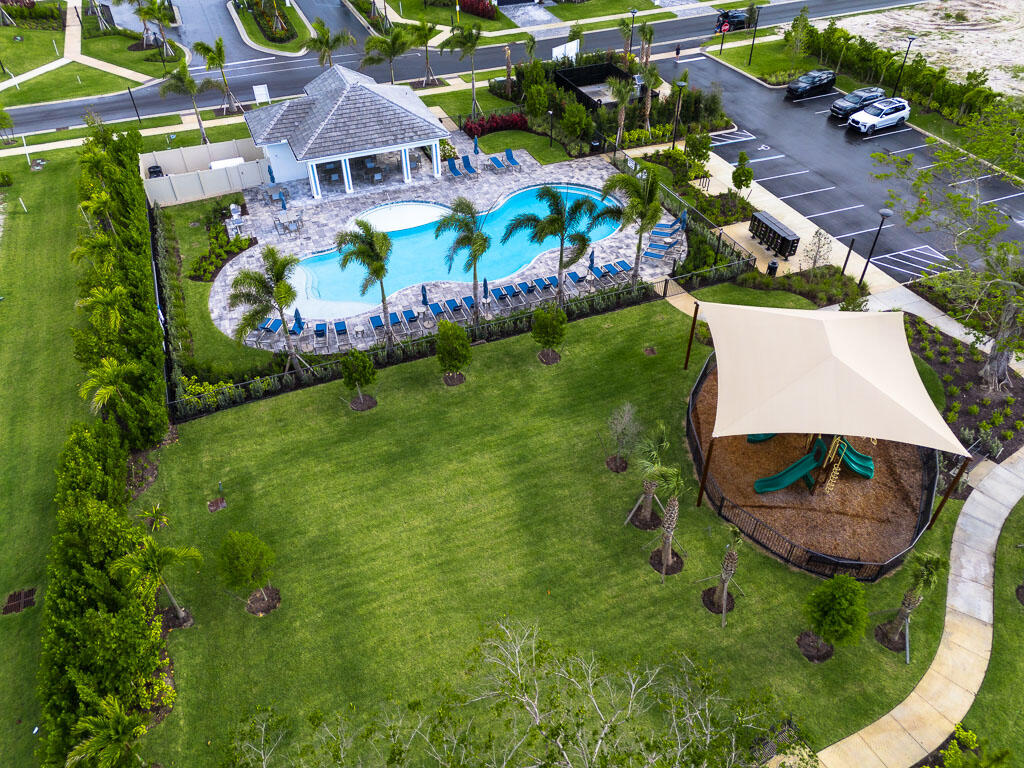 HENDRIX RESERVE - Residential