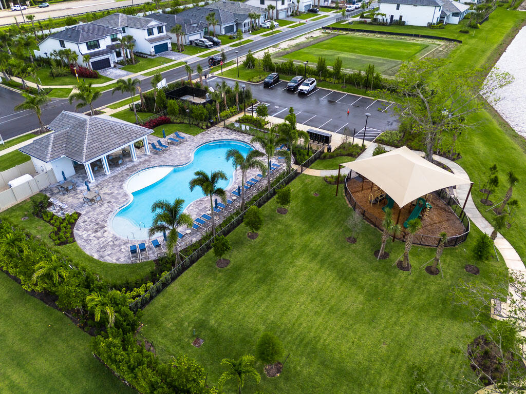 HENDRIX RESERVE - Residential