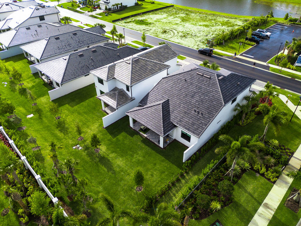 HENDRIX RESERVE - Residential