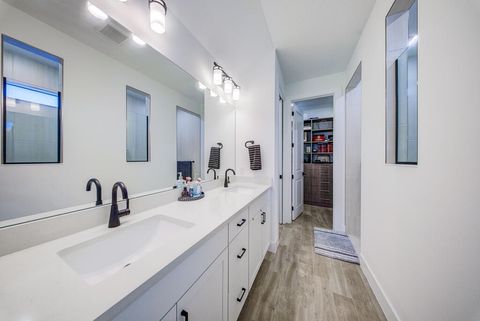 Tiny photo for 9721 Chora Tunel Way, Lake Worth, FL 33467 (MLS # B26012012)