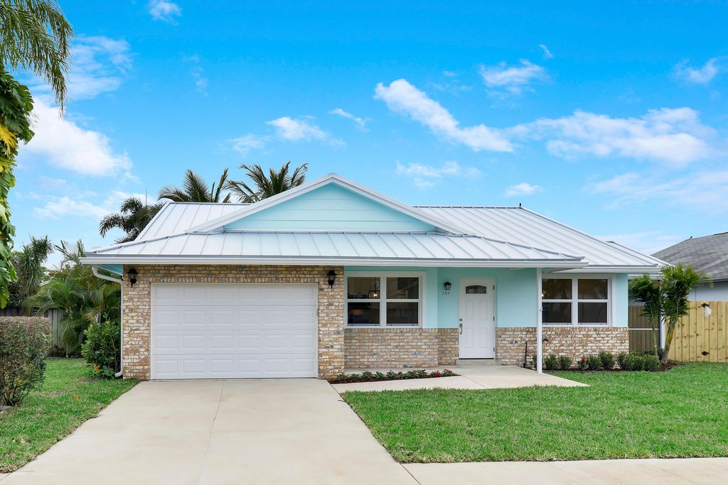 Photo of 151 Wandering Trail, Jupiter, FL 33458 (MLS # R11055184)