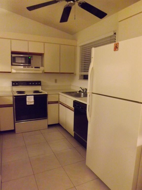 DIPLOMAT SQUARE CONDO - Residential