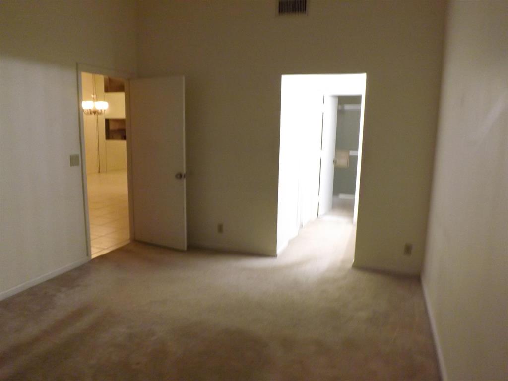 DIPLOMAT SQUARE CONDO - Residential