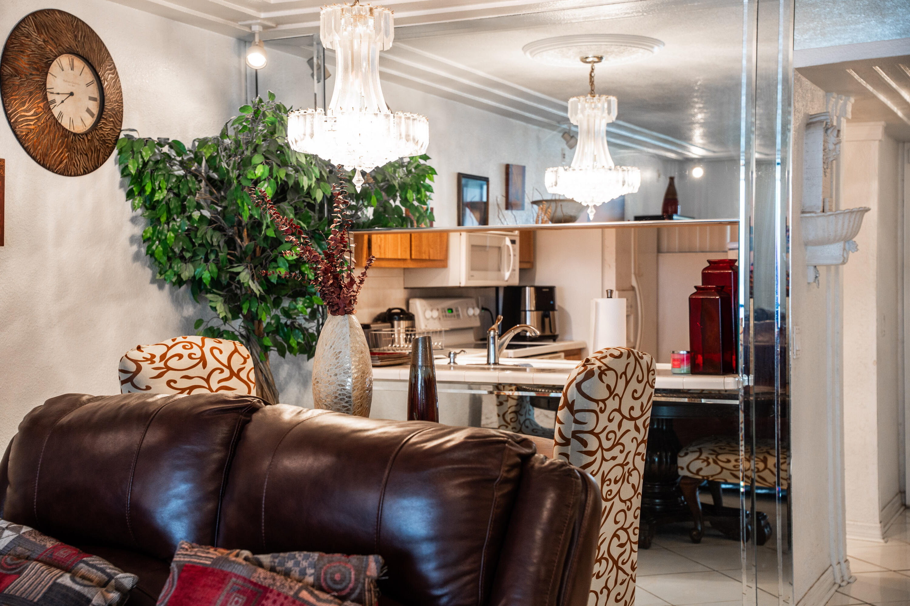 LAKE EMERALD CONDOMINIUM NO - Residential