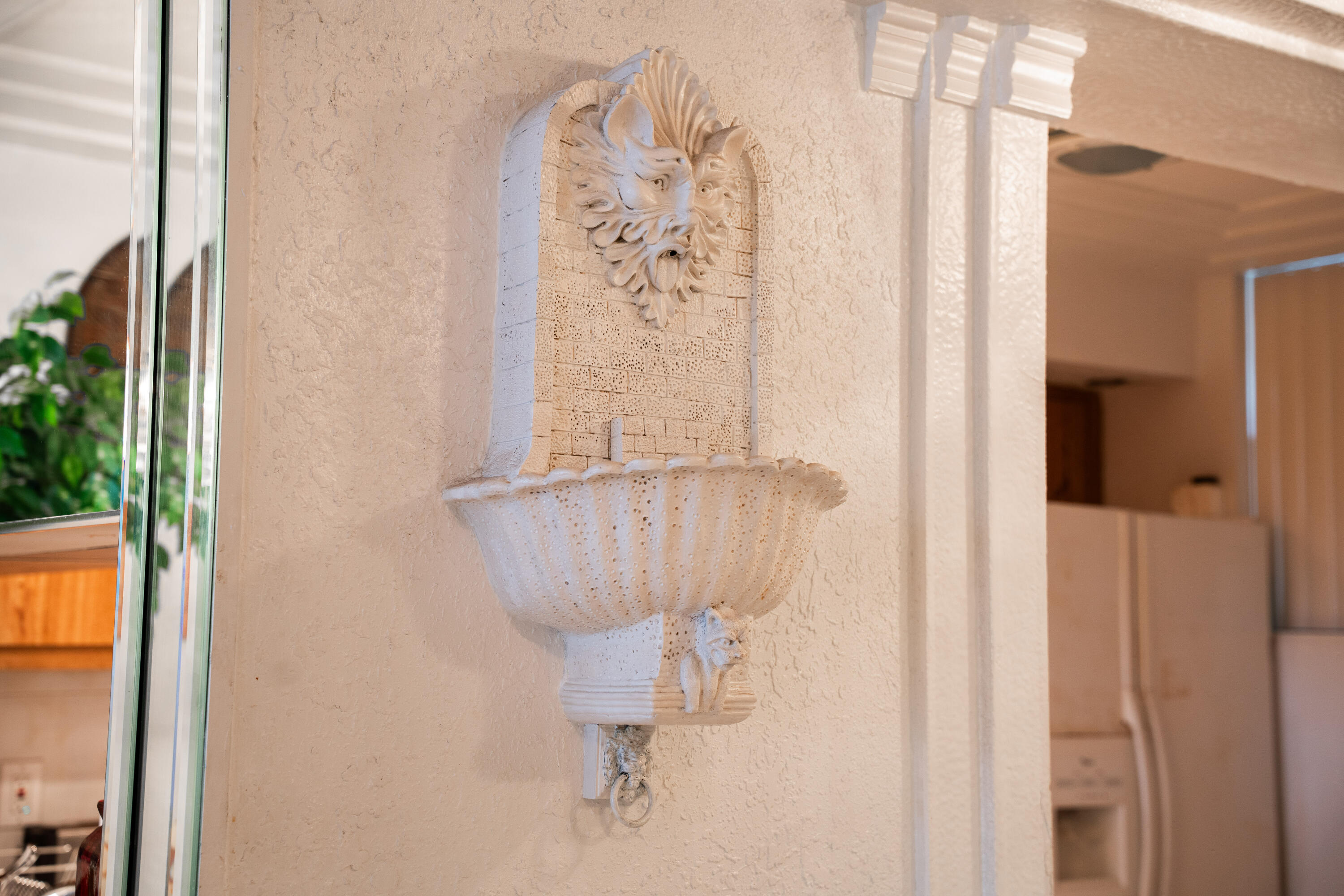 LAKE EMERALD CONDOMINIUM NO - Residential