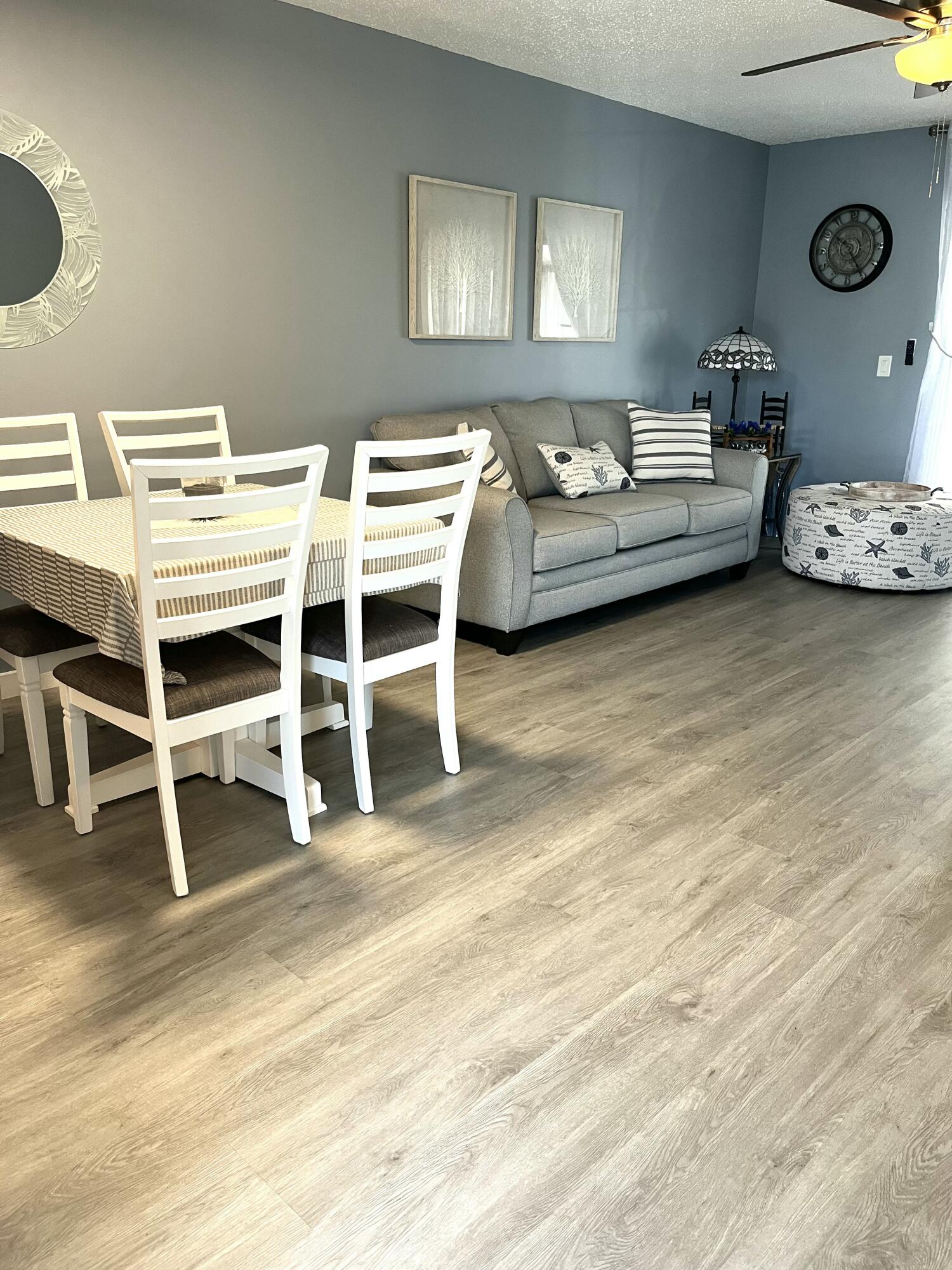 CRESTHAVEN VILLAS CONDO 33 - Residential Lease