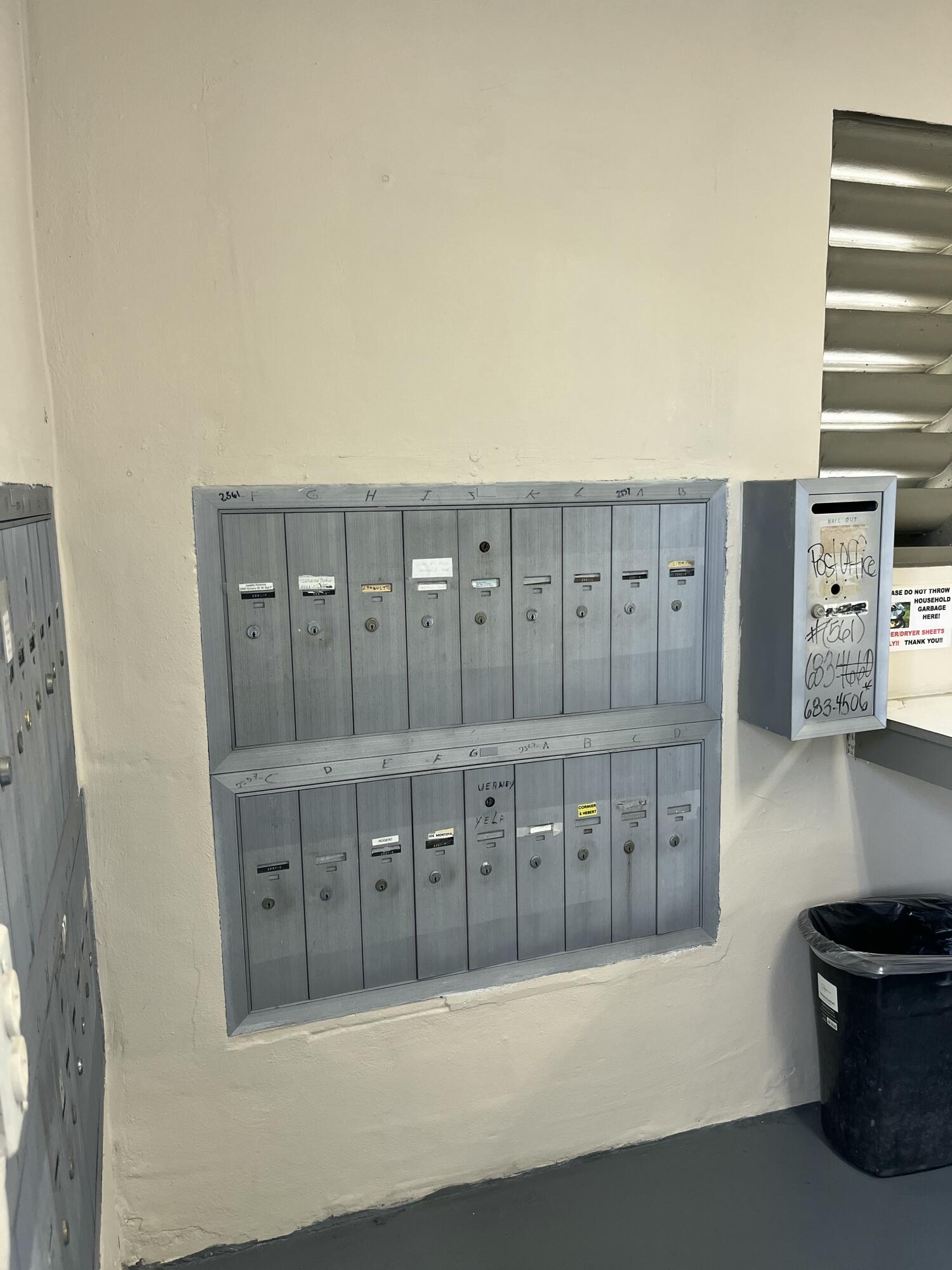 CRESTHAVEN VILLAS CONDO 33 - Residential Lease