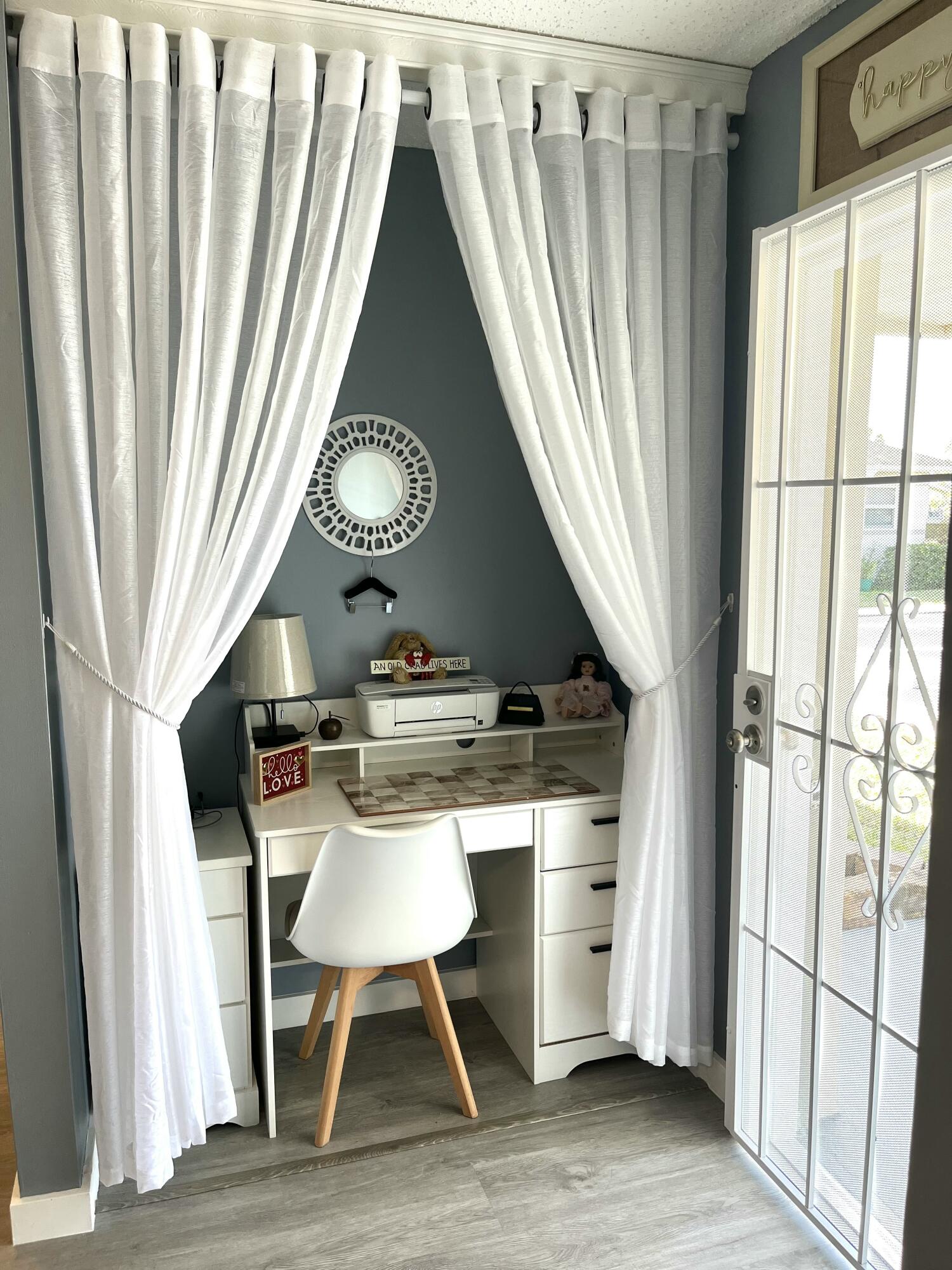 CRESTHAVEN VILLAS CONDO 33 - Residential Lease