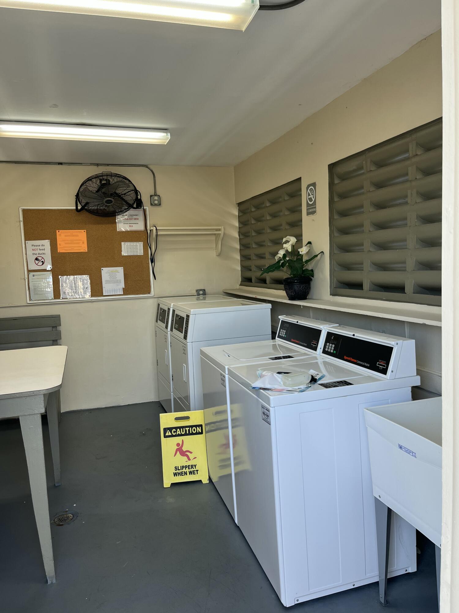 CRESTHAVEN VILLAS CONDO 33 - Residential Lease