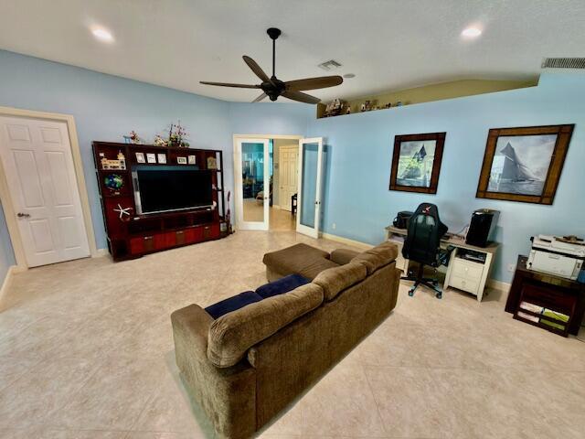 FOXWOOD - Residential