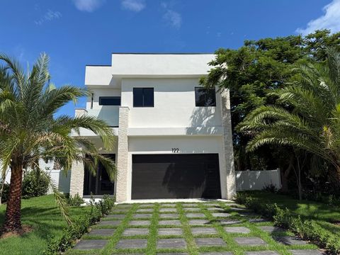 122 Auburn Drive Lake Worth Beach FL 33460