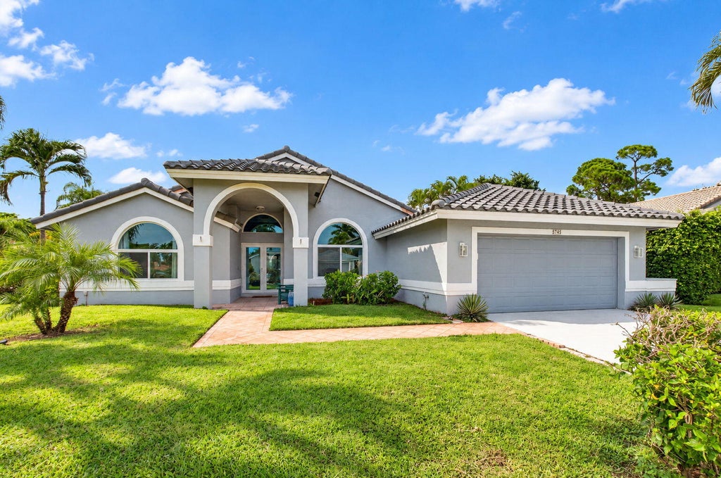 Photo of 5745 ASPEN RIDGE Court, Delray Beach, FL 33484 (MLS # B26081634)