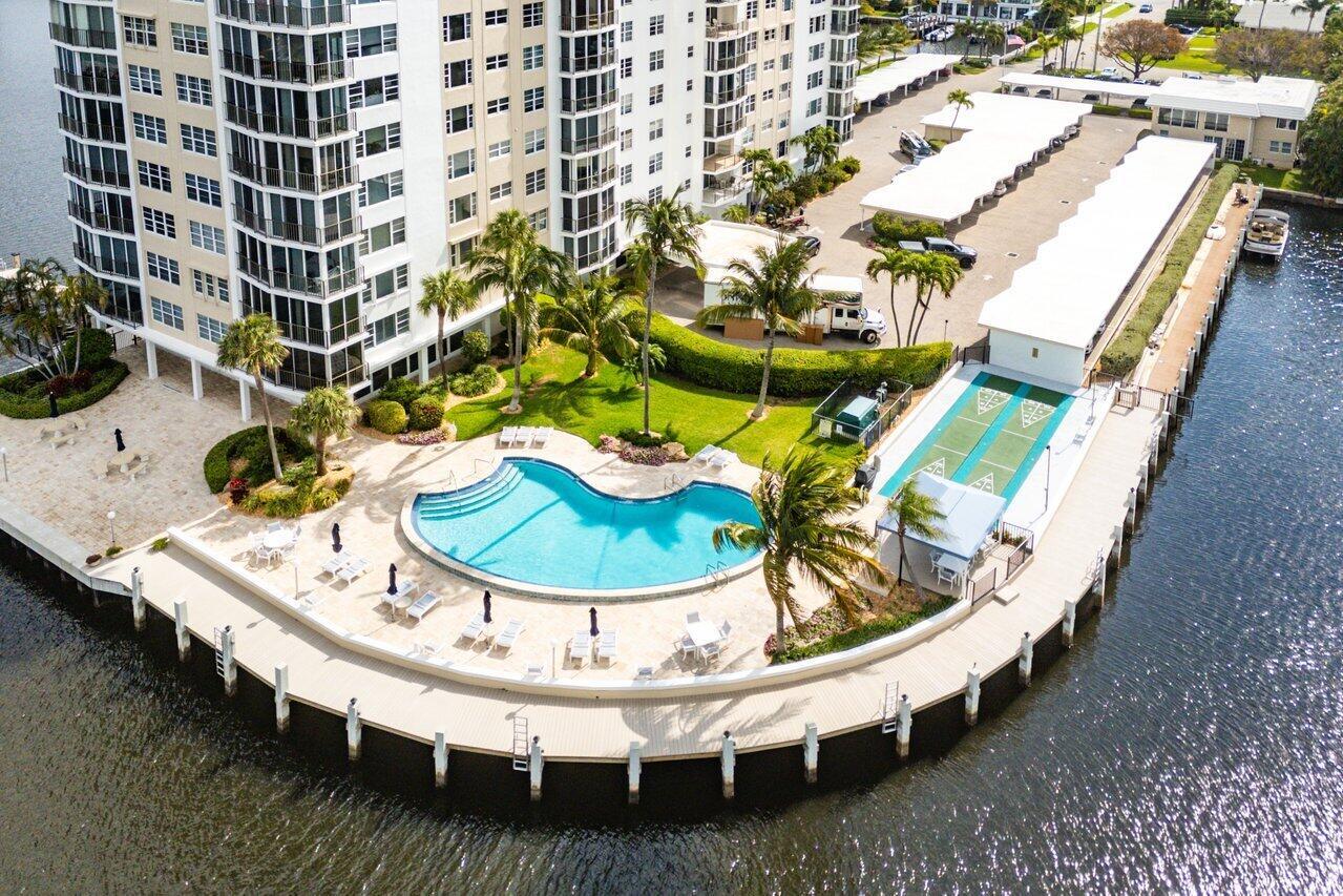 SEAGATE MANOR CONDO - Residential