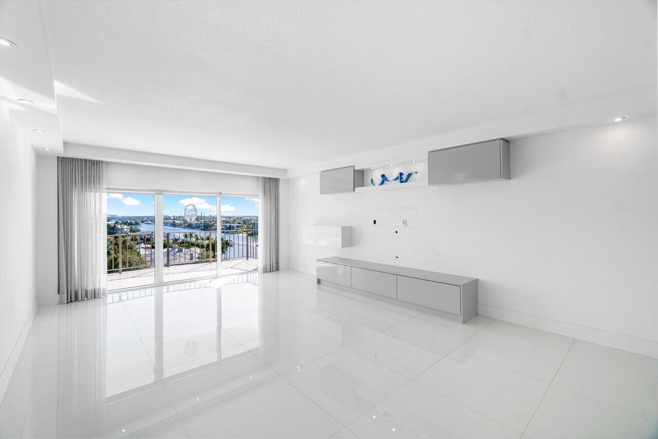 SEAGATE MANOR CONDO - Residential