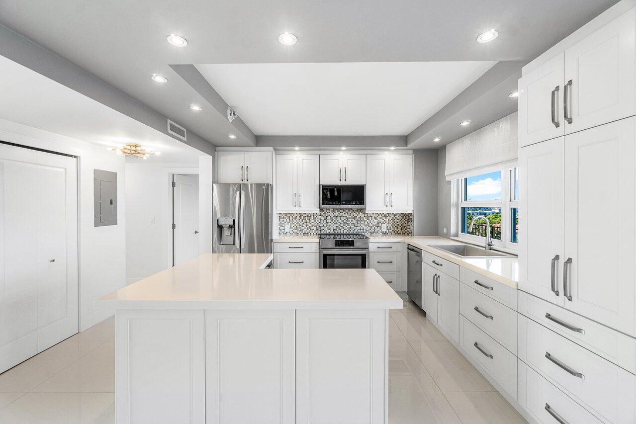 SEAGATE MANOR CONDO - Residential