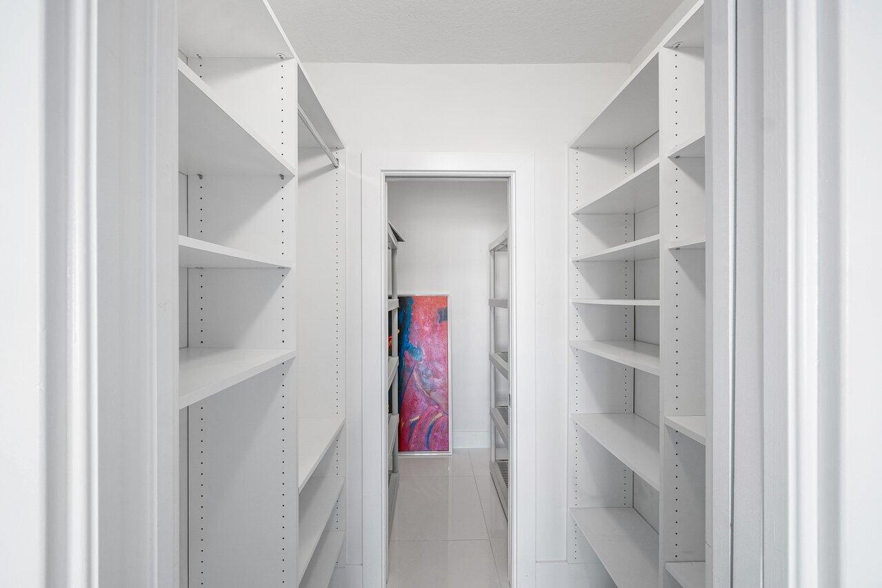 SEAGATE MANOR CONDO - Residential