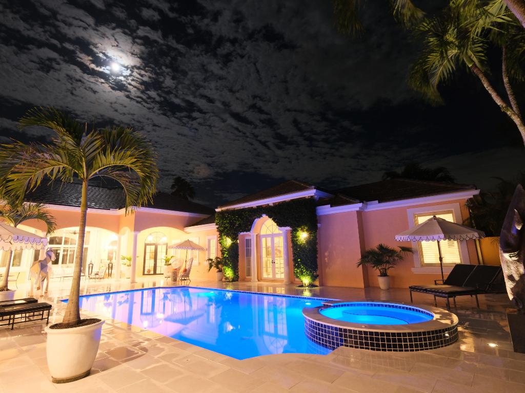 MIZNER EST OF PALM BEACH POLO AND COUNTRY CLUB W - Residential