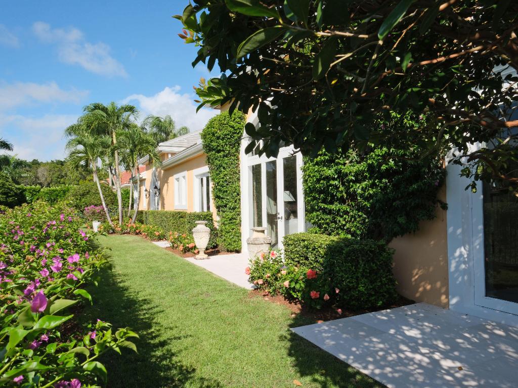 MIZNER EST OF PALM BEACH POLO AND COUNTRY CLUB W - Residential