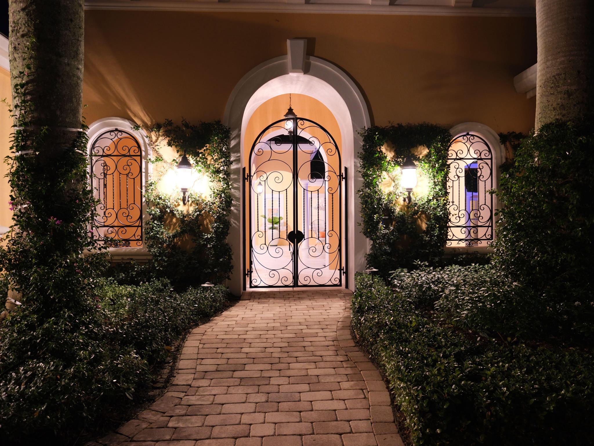 MIZNER EST OF PALM BEACH - Residential