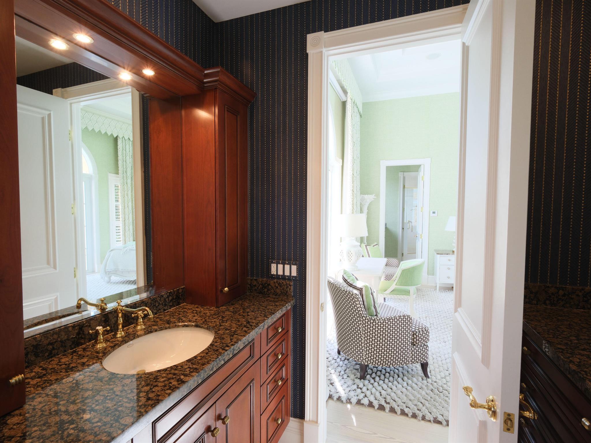 MIZNER EST OF PALM BEACH - Residential