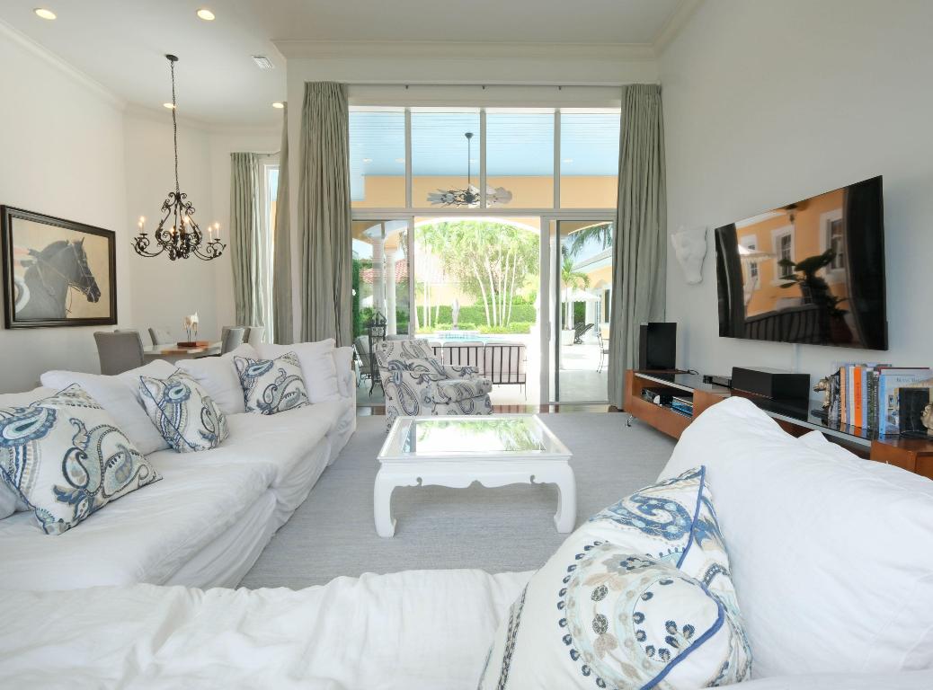 MIZNER EST OF PALM BEACH POLO AND COUNTRY CLUB W - Residential