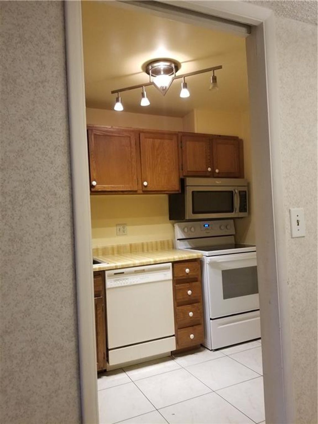 Photo of 3760 Inverrary Dr #1K, Lauderhill, FL 33319 (MLS # F10282542)