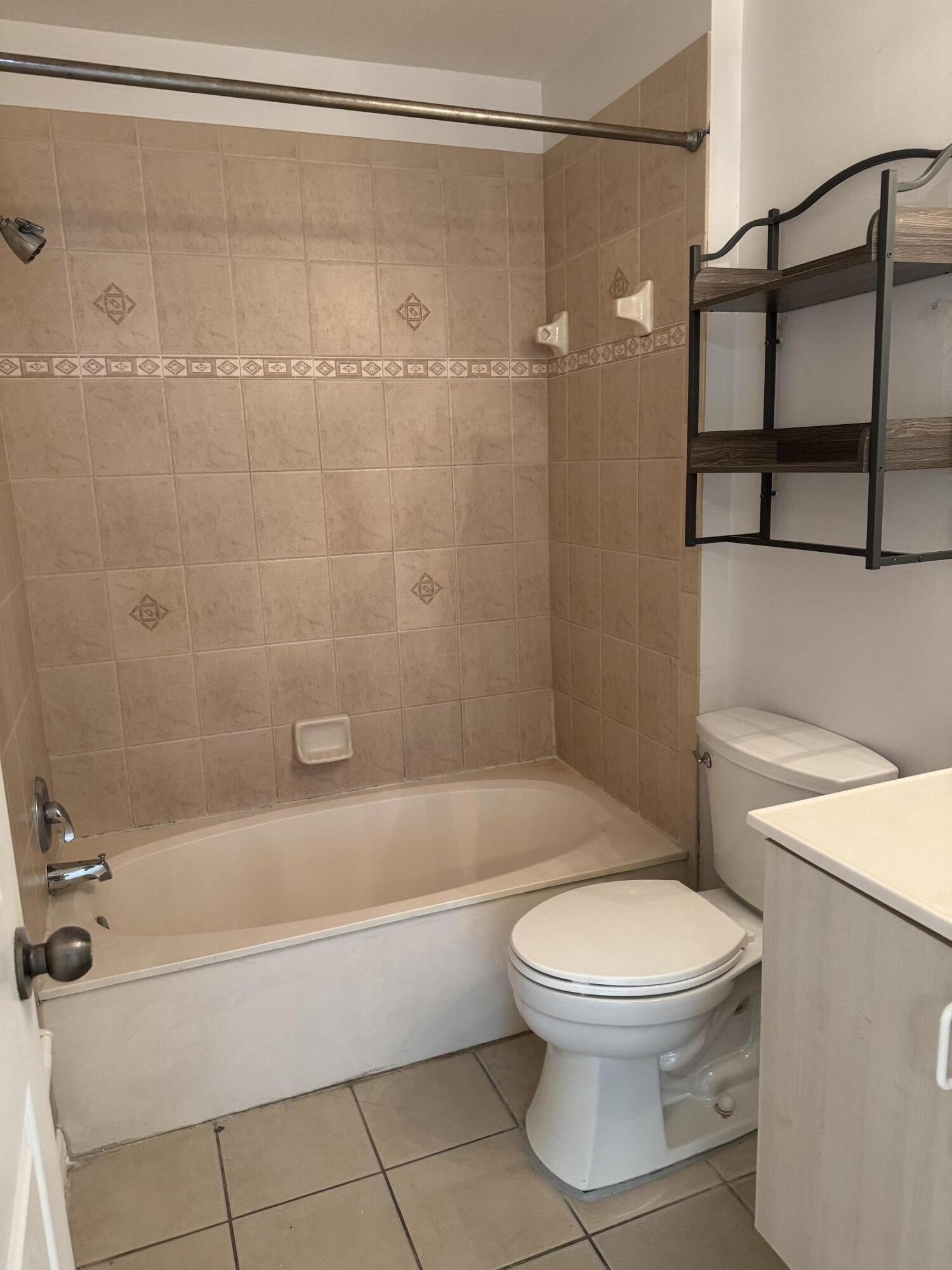 VICTORIA WOODS - Residential Lease