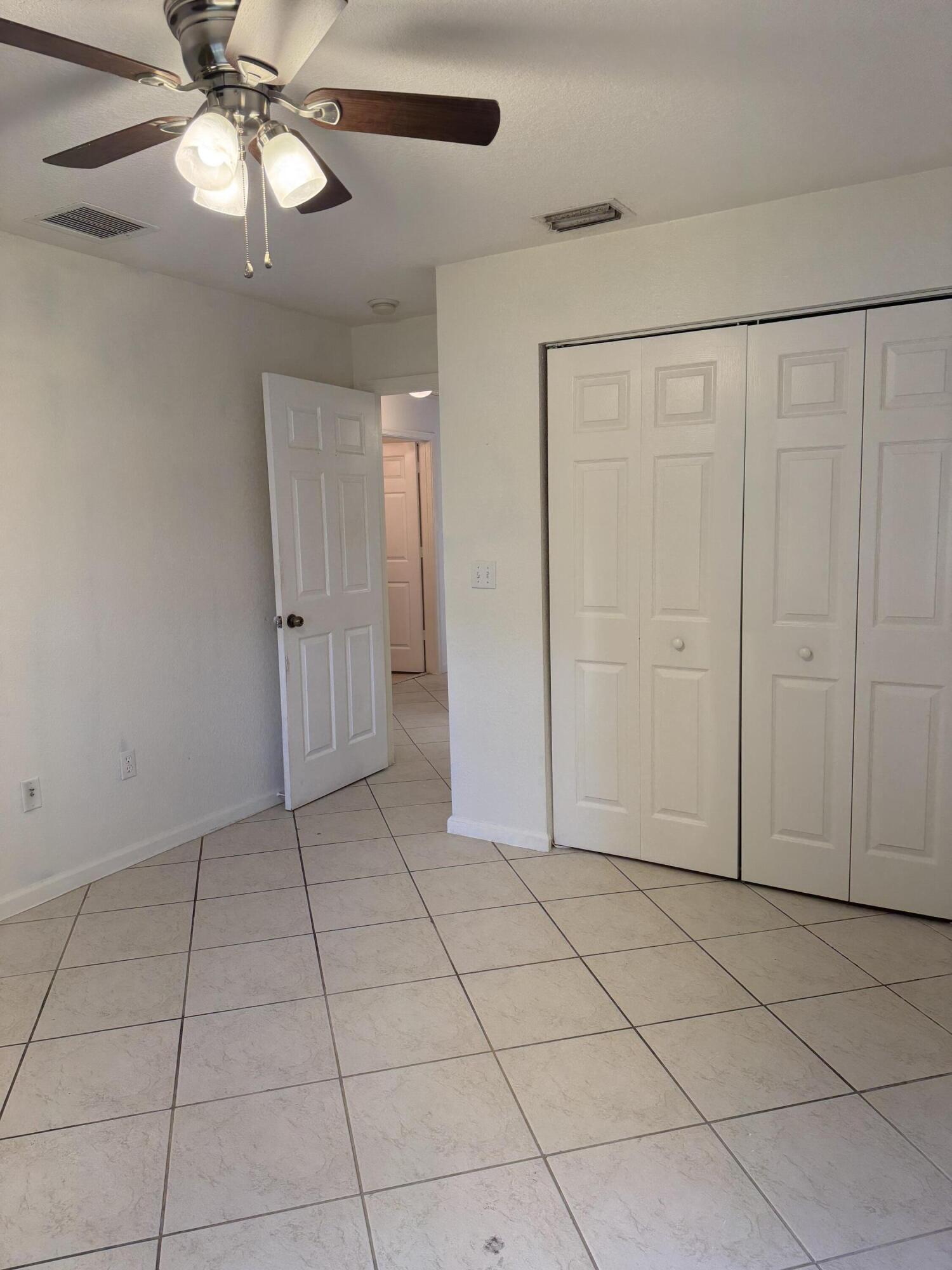 VICTORIA WOODS - Residential Lease