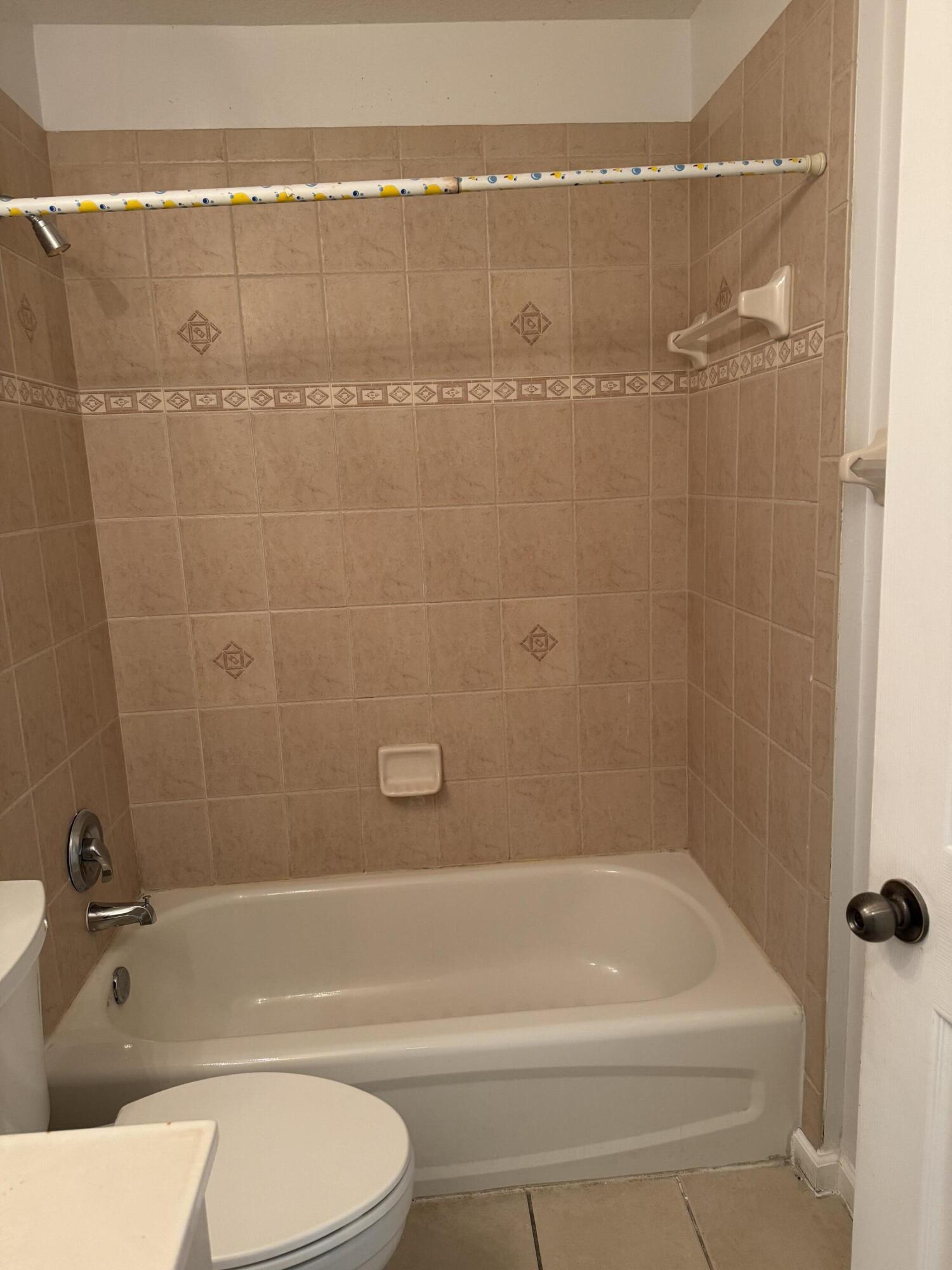 VICTORIA WOODS - Residential Lease