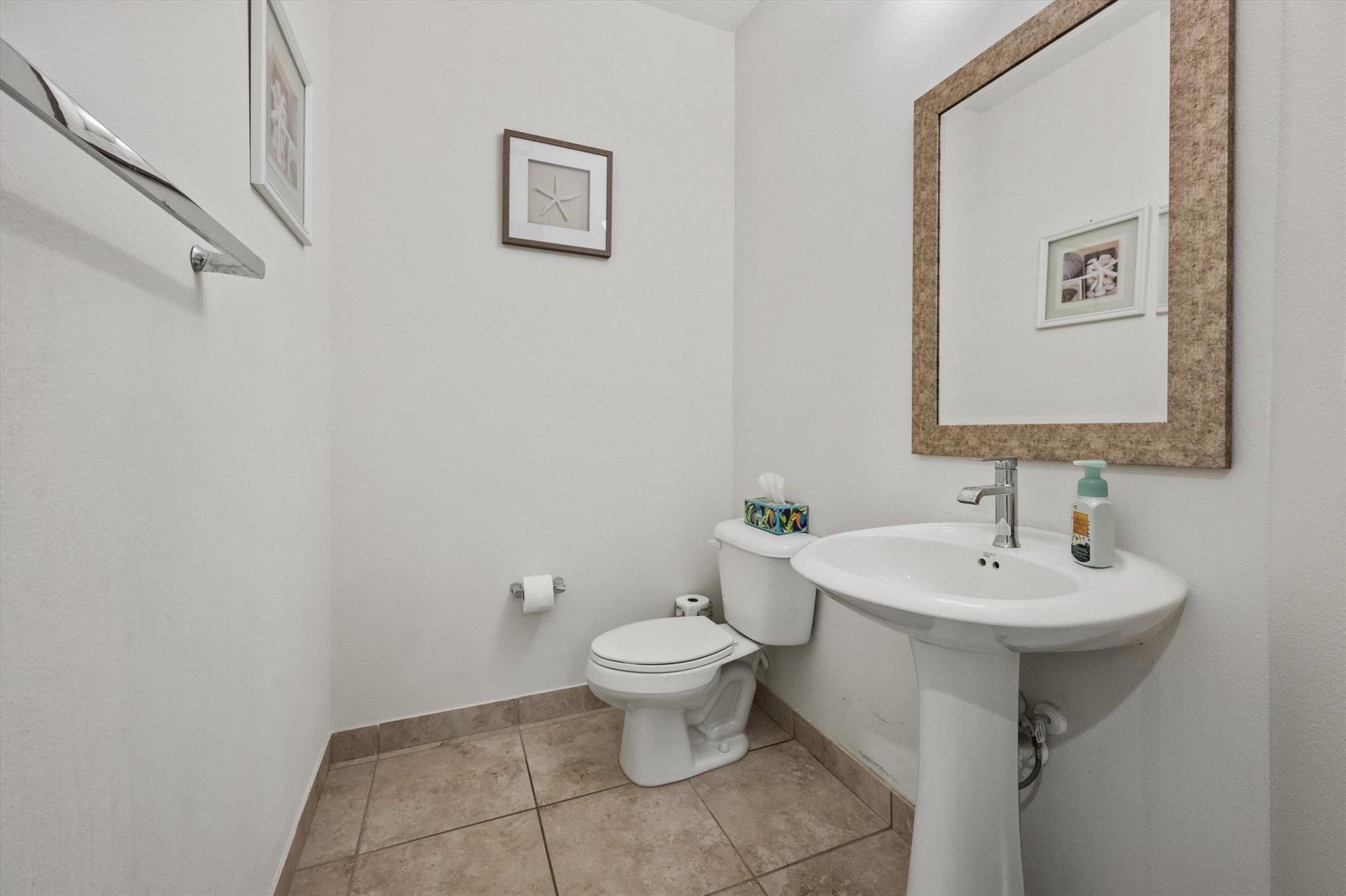 BINKS POINTE - Residential